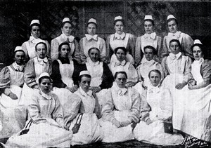 Photo:Nursing staff at Ivy House Maternity Hospital, 1898.