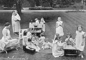 Photo:There was a large garden for the girls to play in - and some even slept there too